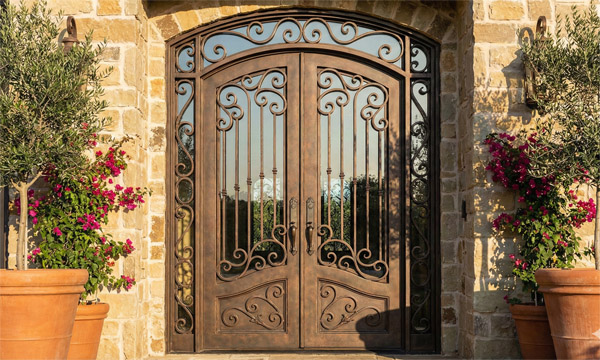 Custom driveway gates Texas